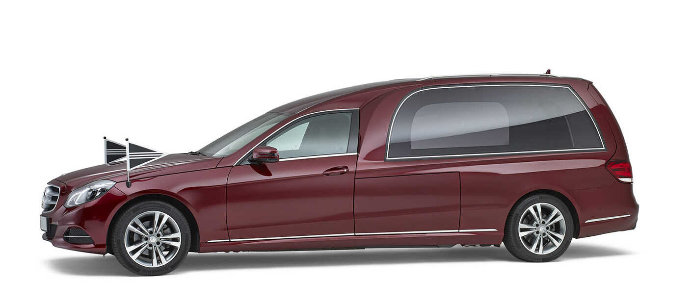 Mercedes Rouwauto Rood