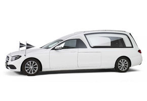 Mercedes Rouwauto Wit