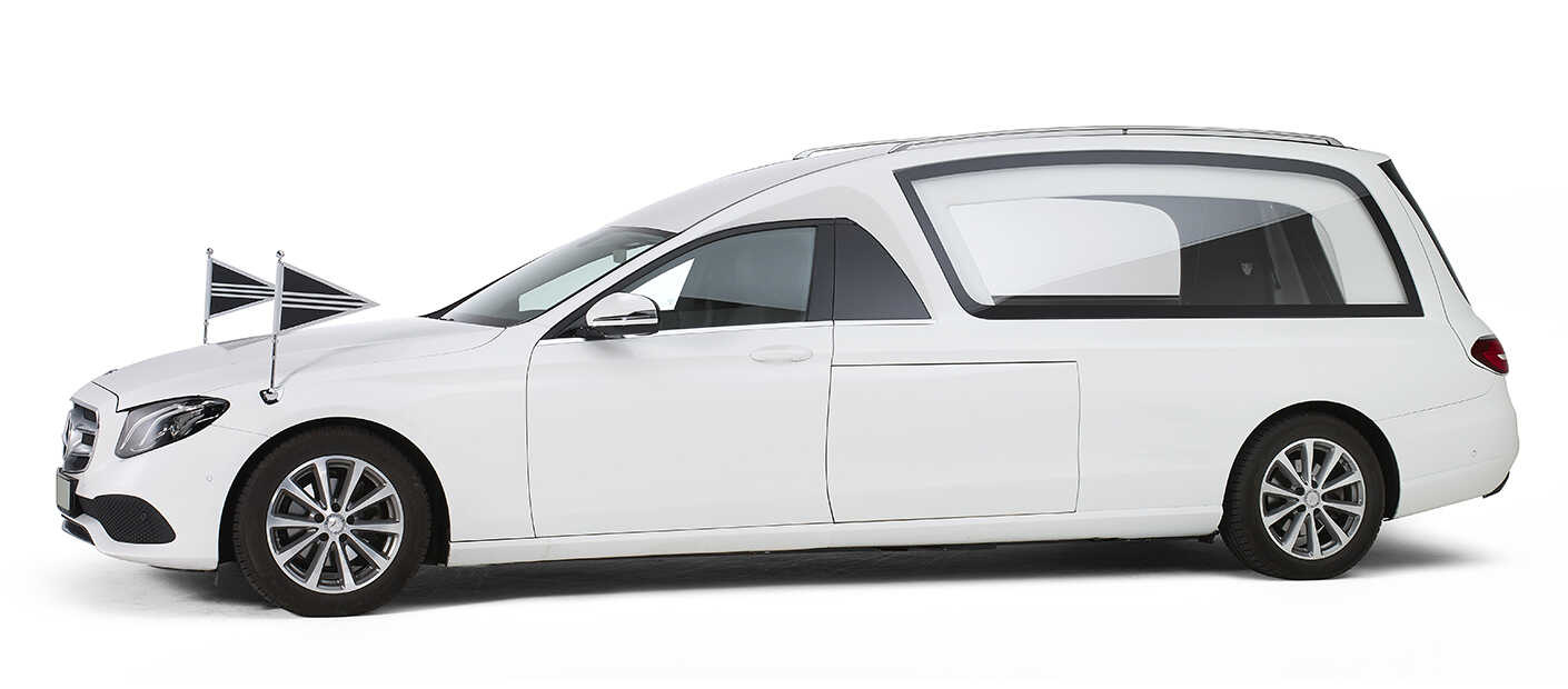 Mercedes Rouwauto Wit