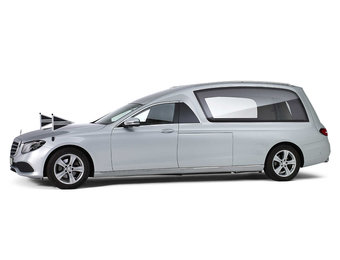 Mercedes Rouwauto Grijs