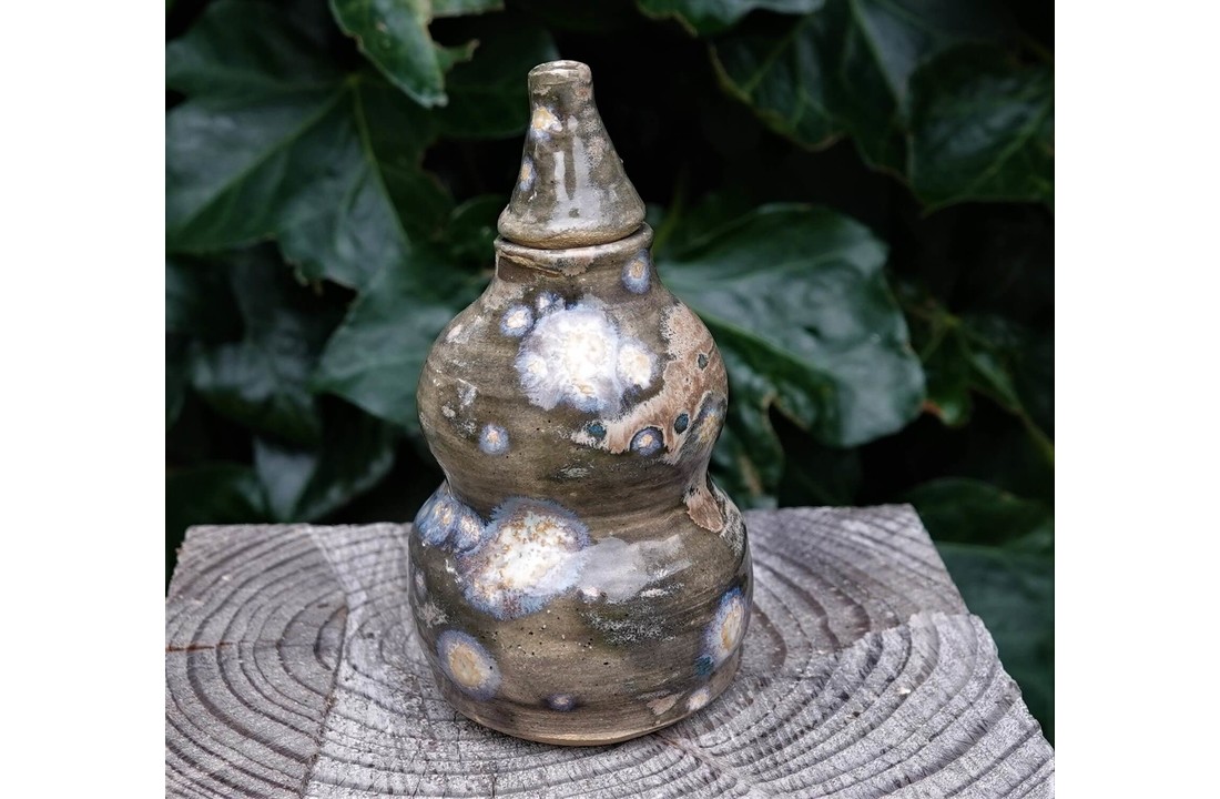 Handgemaakte Mini Urn Crystalglaze 1