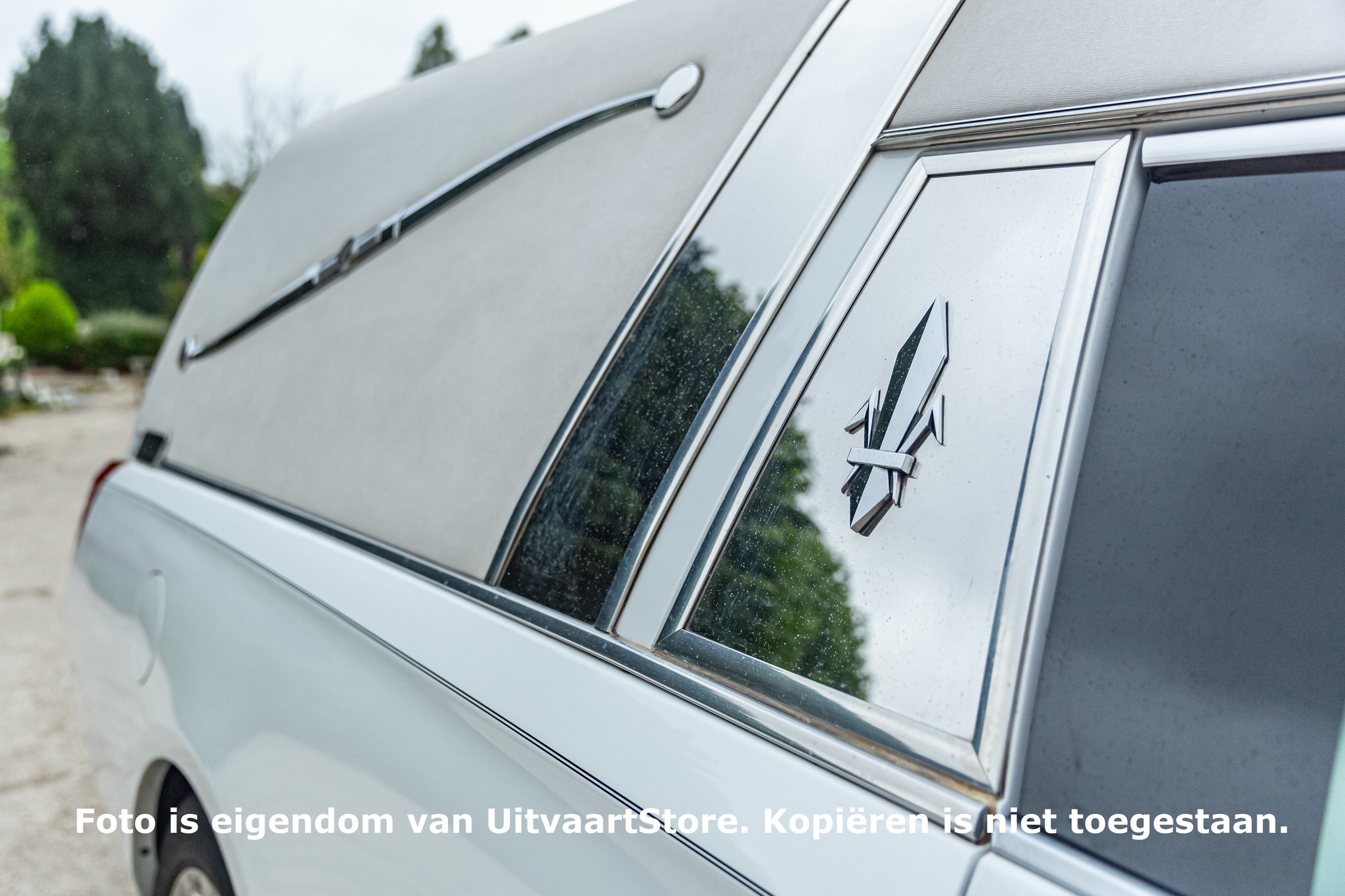 Cadillac Rouwauto Wit