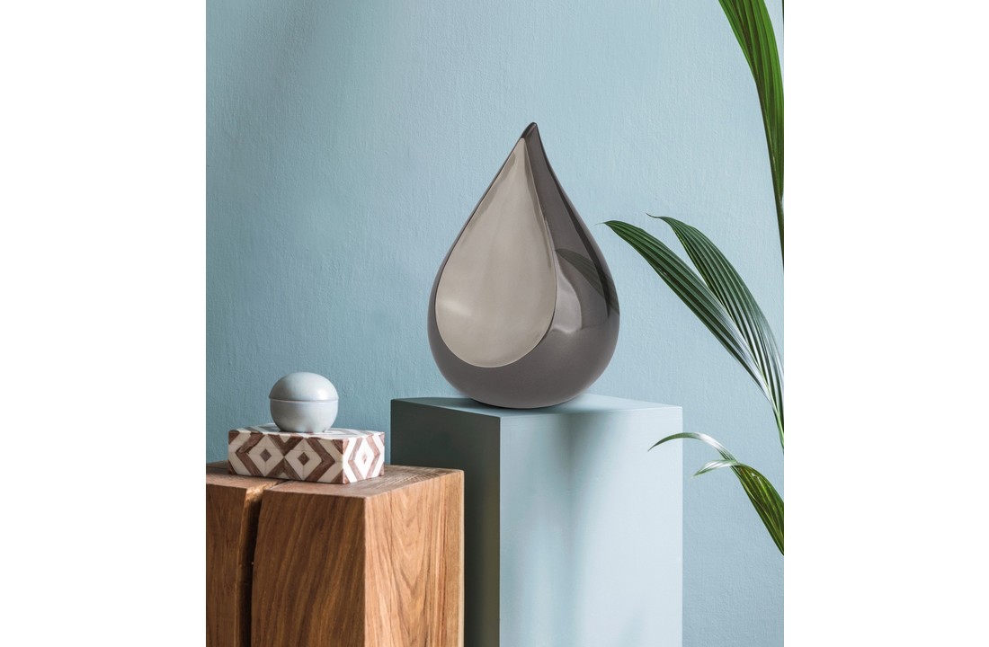 Mini Metalen urn Teardrop blauw