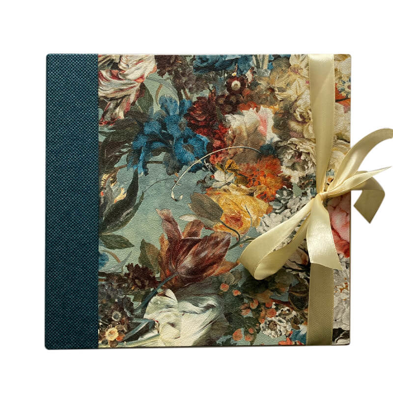 Groot Condoleanceregister Herinneringsboek Bloemen