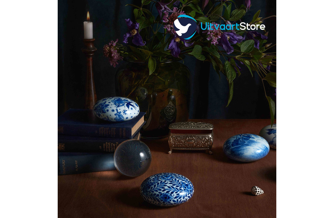 Delfts Blauwe Urn 'Rustic Flowers'