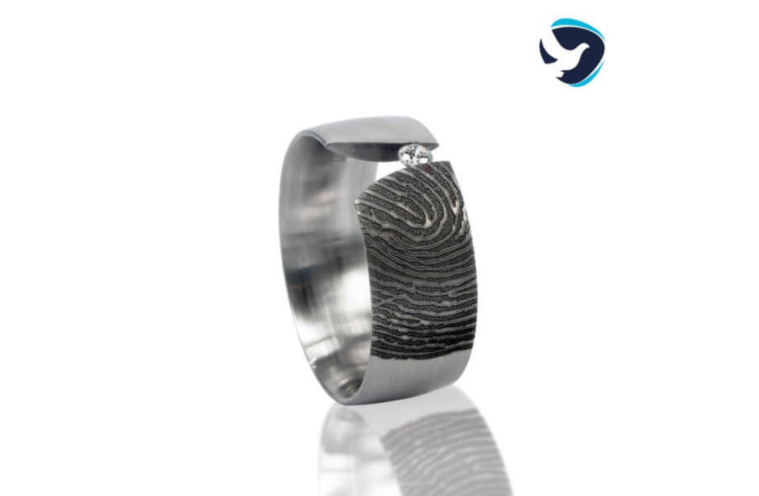 Vingerafdruk ring Edelstaal met klemzetting