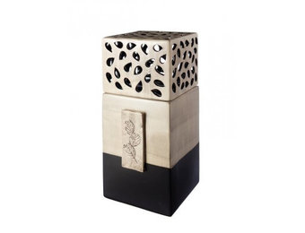 Urn groot in bruin met kaarslicht