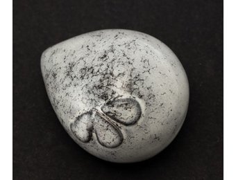 Knuffelsteen grijs in traan vorm