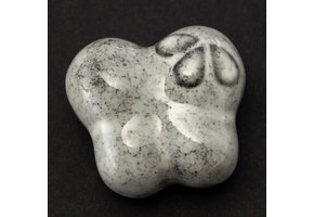 Knuffelsteen  in de vorm van een vlinder