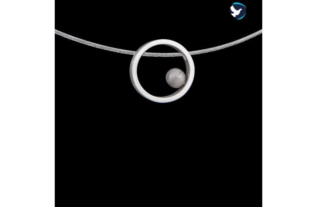 Zilveren ronde hanger met Glazen asbol