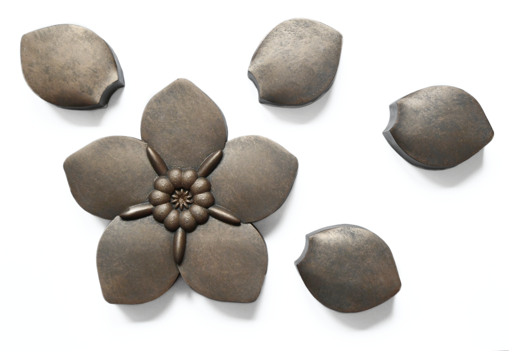 Urn / Asbeeld Losse blaadjes voor Vergeet ons niet - Patina