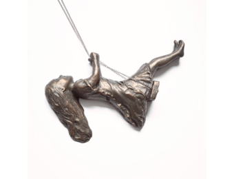 Meisje op schommel - Brons