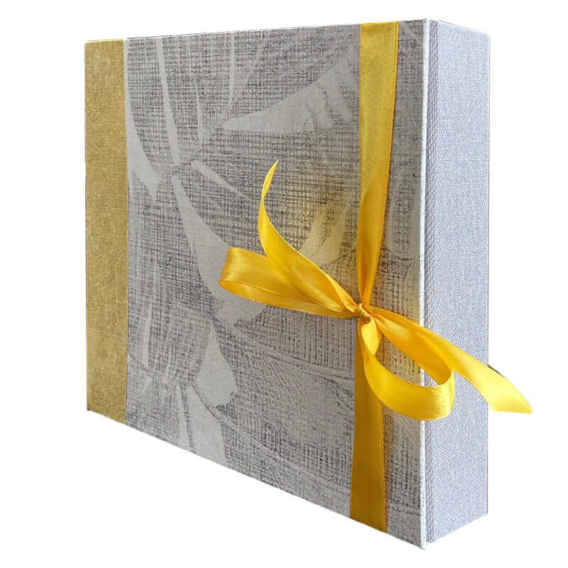 Groot Condoleanceregister Herinneringsboek Bladeren