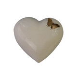 Mini urn wit creme met goudkleurige vlinder