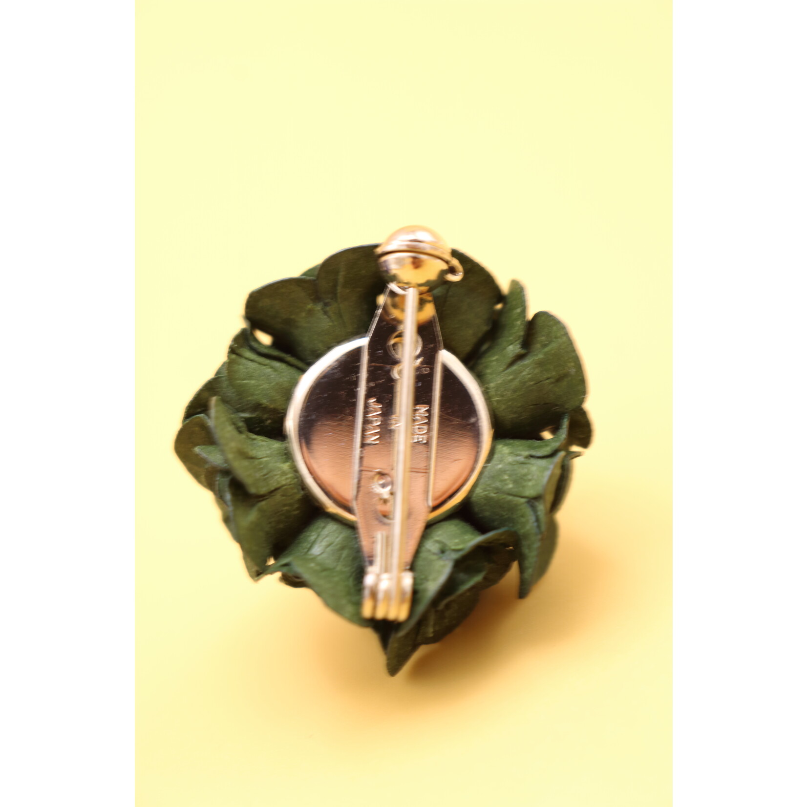 Ayuko Hishikawa Ayuko Hishikawa Fuji Brooch