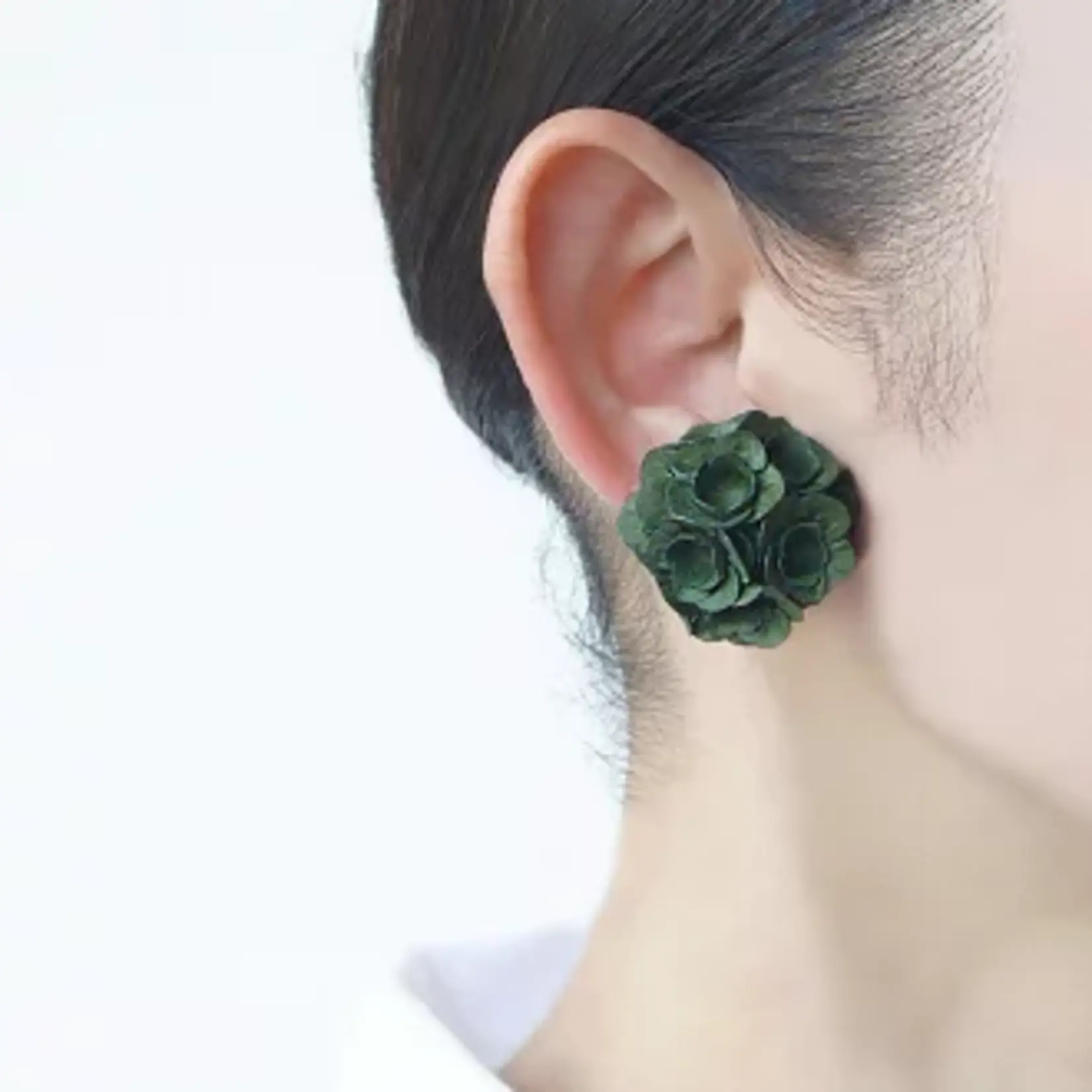 Ayuko Hishikawa Fuji S clip earring