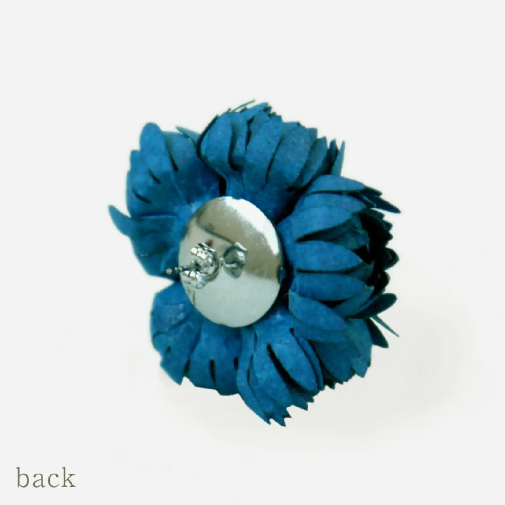 Ayuko Hishikawa Nadeshiko Stud Earring