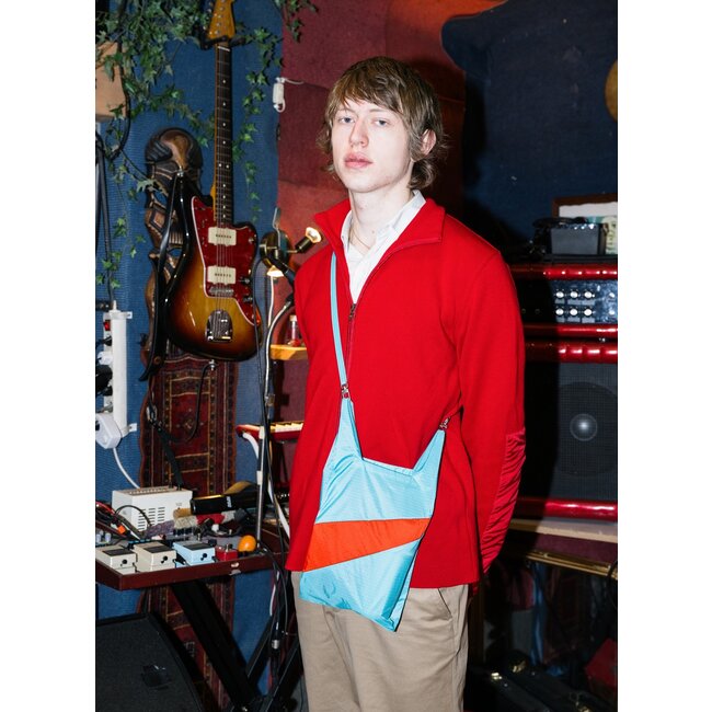 SUSAN BIJL The New Shopping Bag Dive Red alert Small