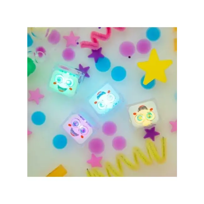 Glo Pals Light up cubes-4pc Party