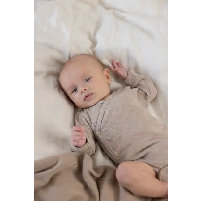 Feetje Wikkelromper rib  Taupe - The Magic is in You