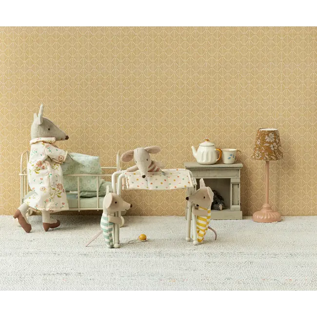 Maileg Nursery table, Baby mouse - Off white