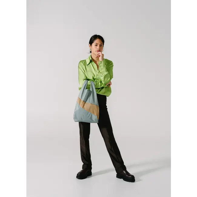 SUSAN BIJL The New Shopping Bag Grey & Camel Medium