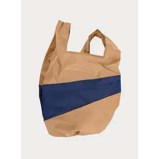 SUSAN BIJL The New Shopping Bag Camel & Navy Large