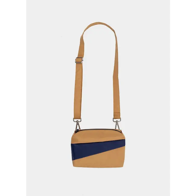 SUSAN BIJL The New Bum Bag Camel & Navy Small