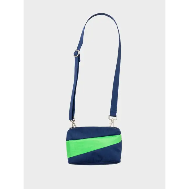 SUSAN BIJL The New Bum Bag Navy & Greenscreen Small