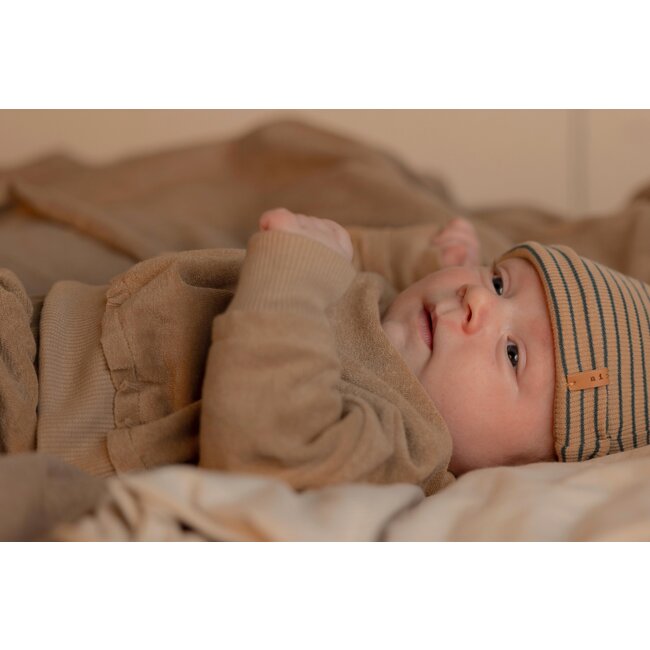 Nixnut Mini Sweater Biscuit