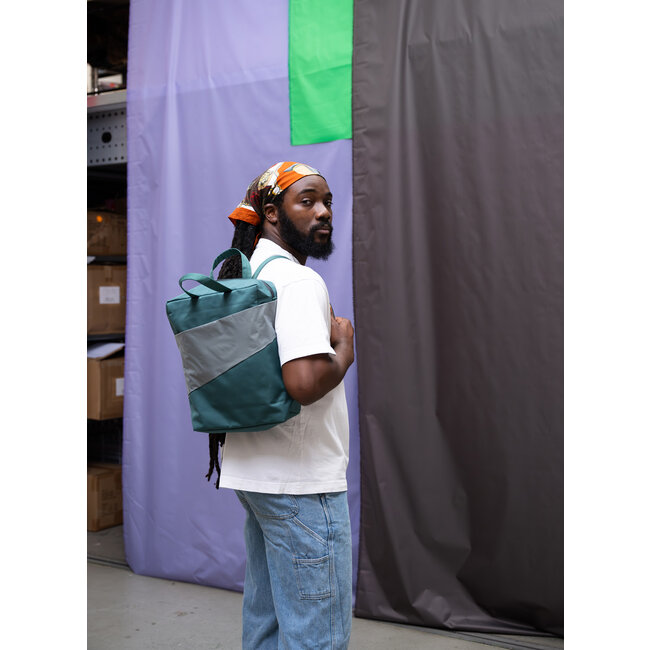 SUSAN BIJL The New Backpack Pine & Grey