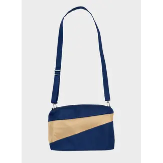 SUSAN BIJL The New Bum Bag Navy & Camel Medium