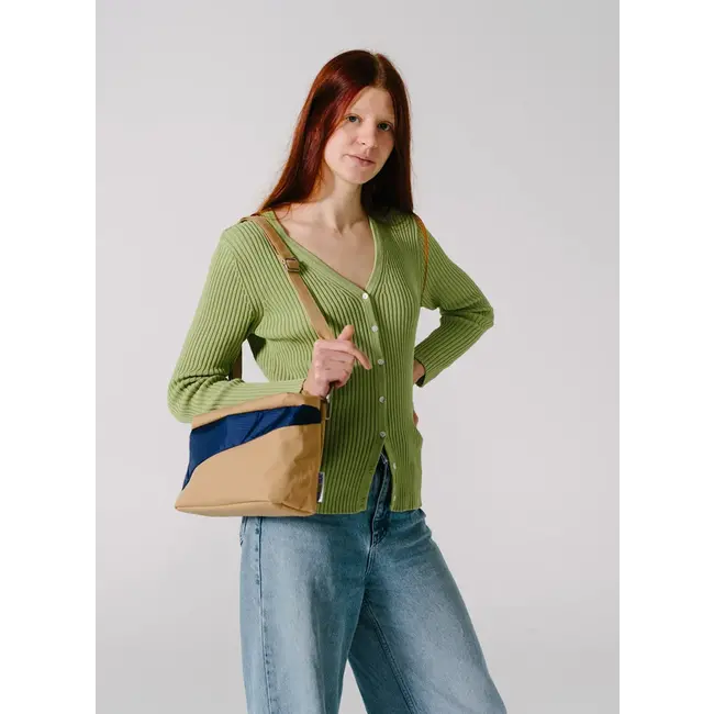 SUSAN BIJL The New Bum Bag Camel & Navy Medium