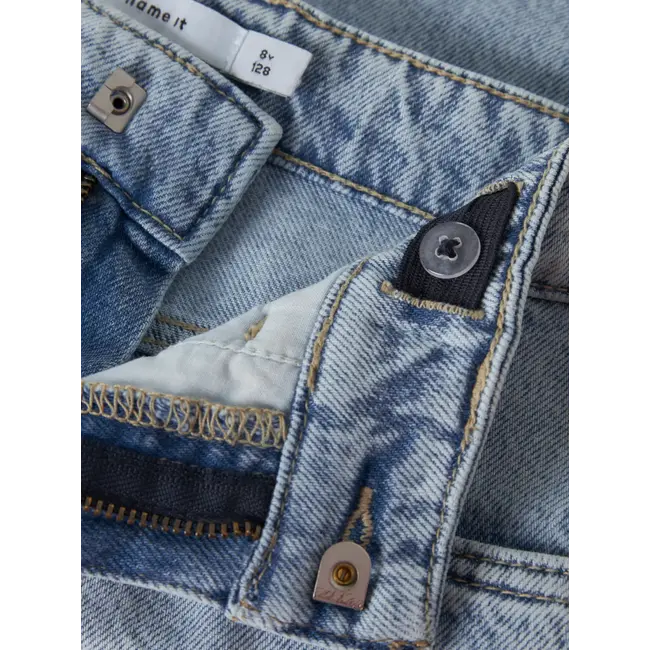 Name it NKMRYAN REG L DNM SHORTS 6750-DM NOOS Light Blue Bleached Denim