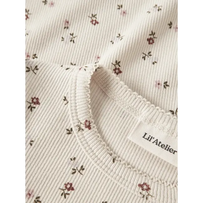 Lil' Atelier NMFGAGO LS SLIM TOP LIL NOOS Turtledove FLORAL
