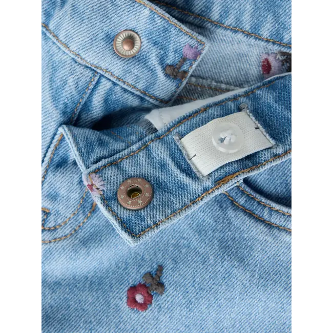 Name it NMFROSE WIDE EMB JEANS 4711-ZA Medium Blue Denim FLOWER EMB