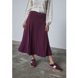 Sisterspoint Rok || Malou || Deep bordeaux