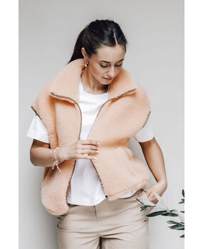 Alwero Bodywarmer || Isla Light || Apricot Alwero Bodywarmer || Isla Light || Apricot