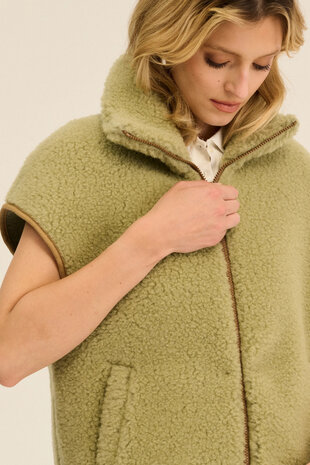 Alwero Bodywarmer || Isla Light || Pistaccio