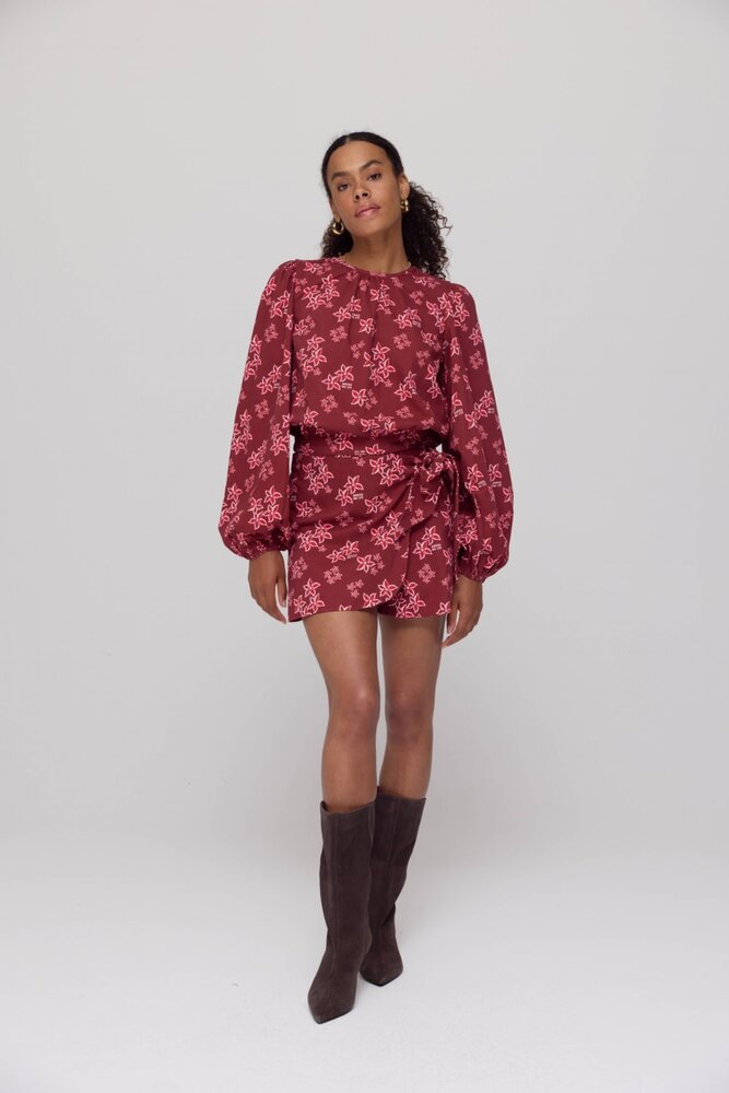 Harper & Yve Blouse || Dolly LS || Pink Star - Wine Berry