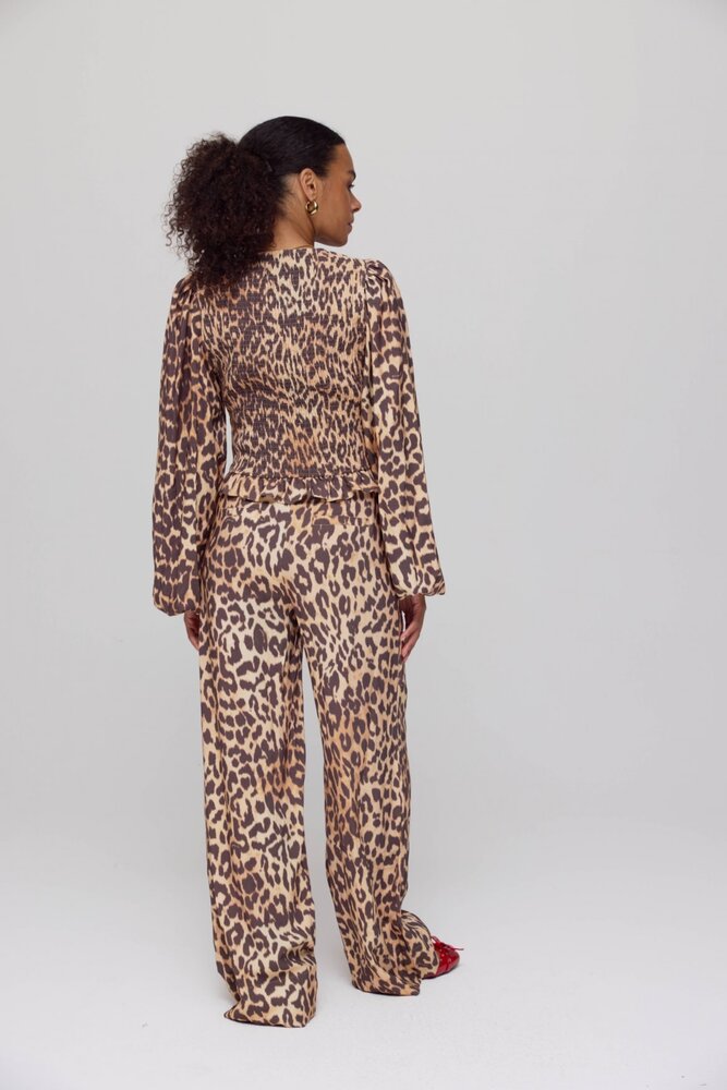 Harper & Yve Broek || Holly Pa || Lexie Leopard