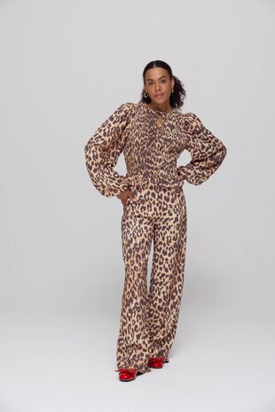 Harper & Yve Broek || Holly Pa || Lexie Leopard