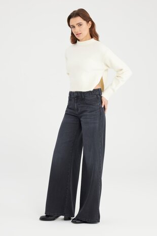 C.O.J Wide Leg jeans  || Hazel || Black