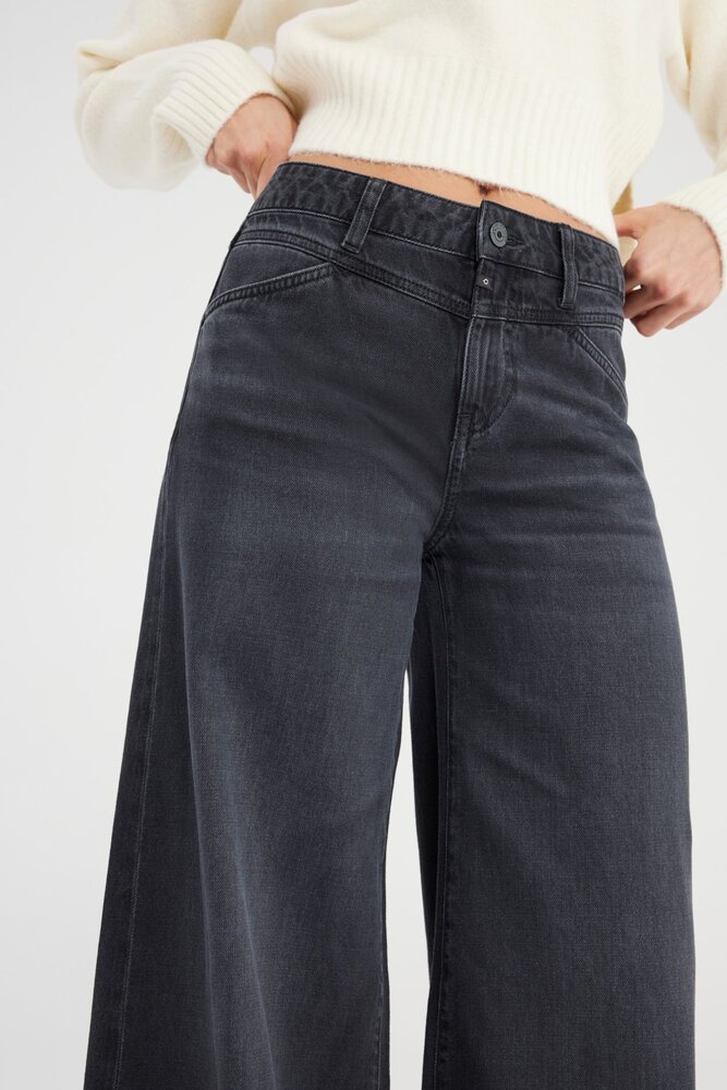 C.O.J Wide Leg jeans  || Hazel || Black