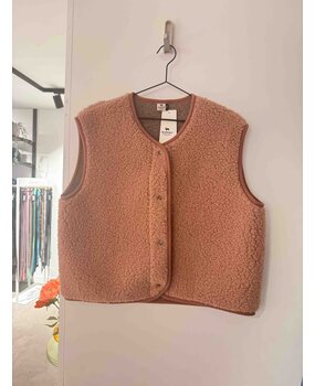 Alwero Bodywarmer || Tyb light || Ruby Tan Alwero Bodywarmer || Tyb light || Ruby Tan