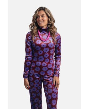 Ellastiek Amsterdam Top || Velvet Turtleneck Nina || Bloem Ellastiek Amsterdam Top || Velvet Turtleneck Nina || Bloem