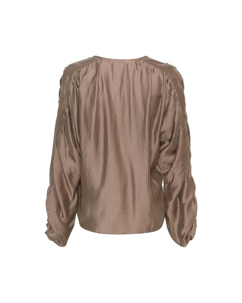 MSCH Copenhagen Blouse || Ramona Rikkelia || Mountain Trail