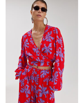 Harper & Yve Top || Flora LS || Wild Rose