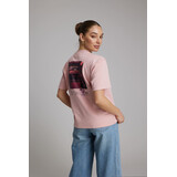 Pink Noir T-shirt || Abigail || Mellow Rose Pink Noir T-shirt || Abigail || Mellow Rose