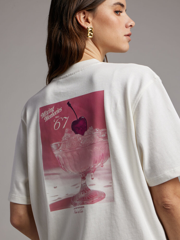 Pink Noir T-shirt || Faylinn || Cloud Dancer